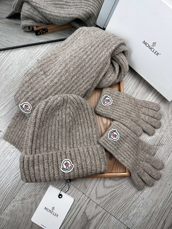 ブランドマフラー正面デザイン